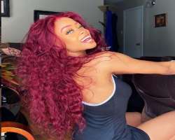 Barbarian beauty has mad love of wearing wigs and styling herself into new looks.